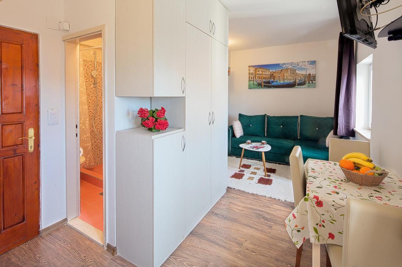 St. Nicola'S Apartments Budva Bagian luar foto