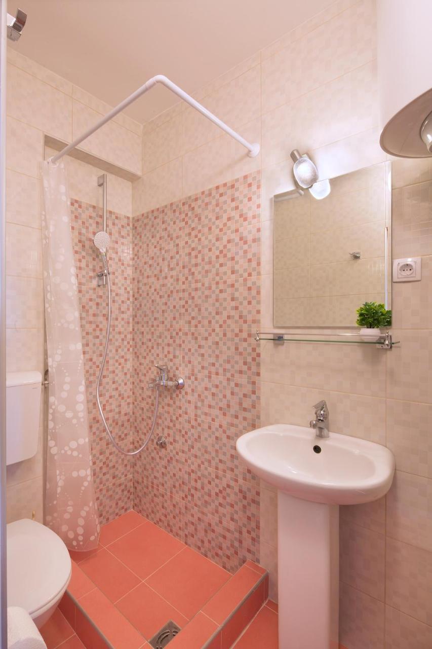 St. Nicola'S Apartments Budva Bagian luar foto