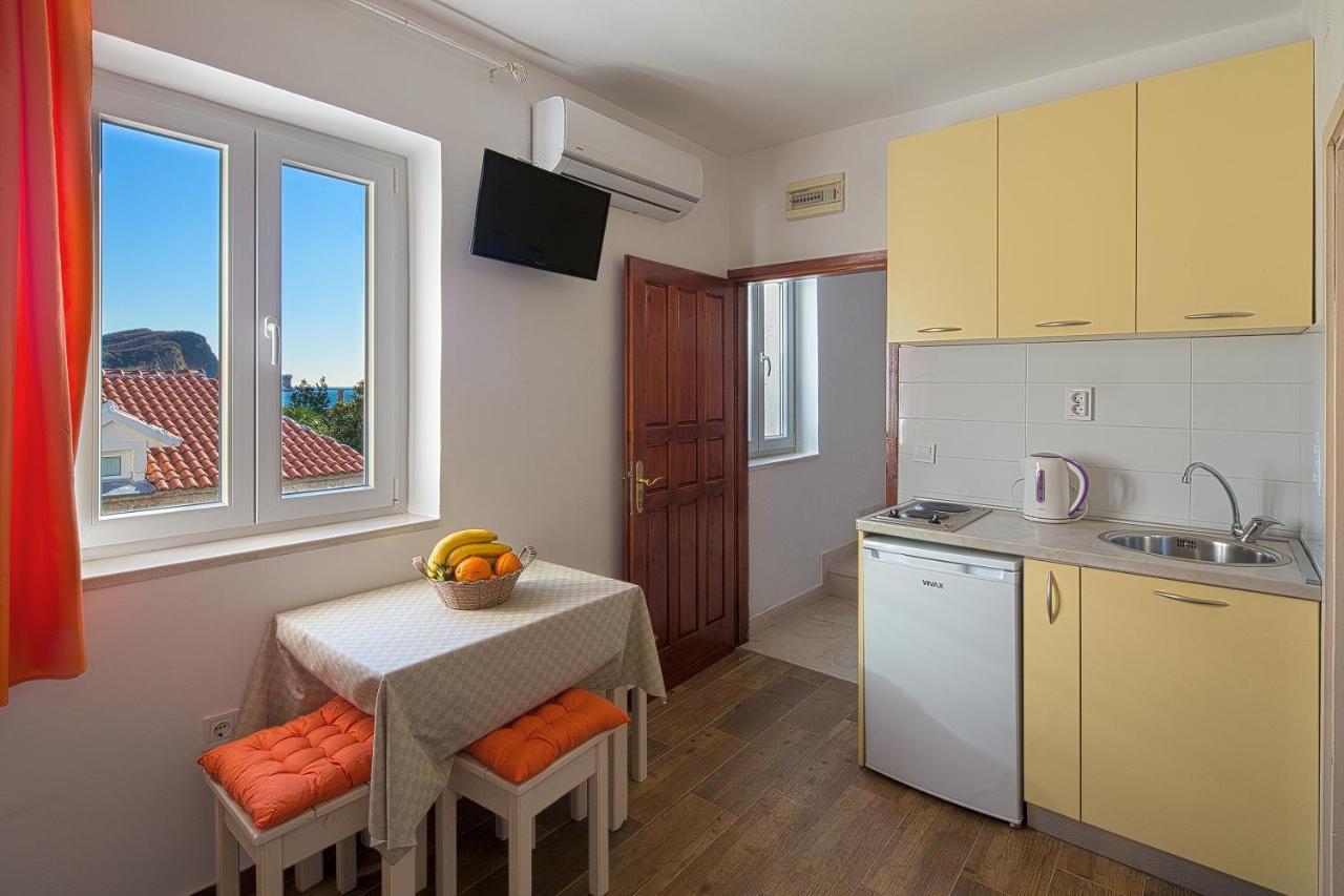 St. Nicola'S Apartments Budva Bagian luar foto