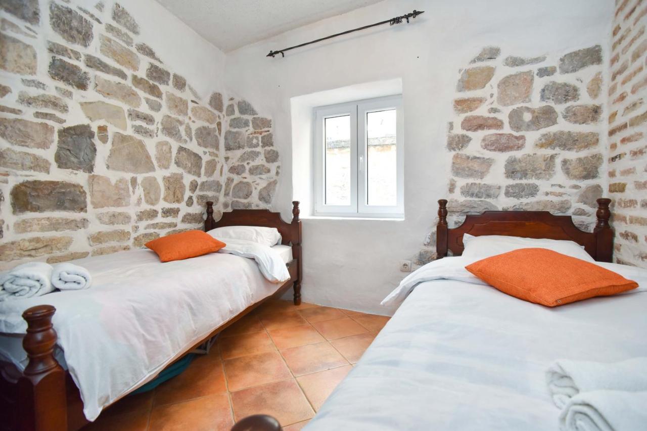 St. Nicola'S Apartments Budva Bagian luar foto